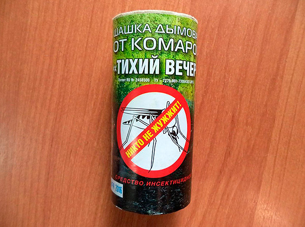 Quiet Evening permetrina repellente per insetti - sebbene sia posizionato come repellente per zanzare, è anche abbastanza efficace contro gli scarafaggi.