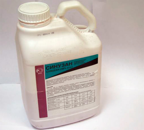 Insecticide Sinuzan (from cockroaches and bedbugs)