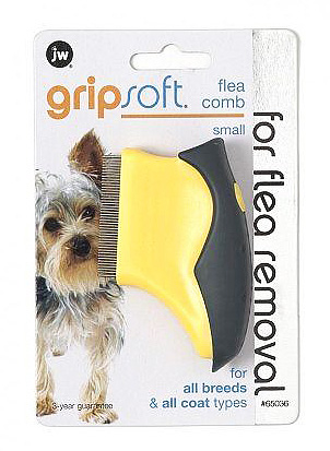 En fin kam kan användas för att kamma ut loppor från kattungar eller valpar.