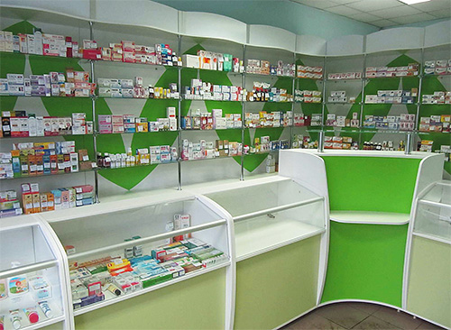 La varietà di rimedi per i pidocchi offerti oggi in farmacia confonderà chiunque