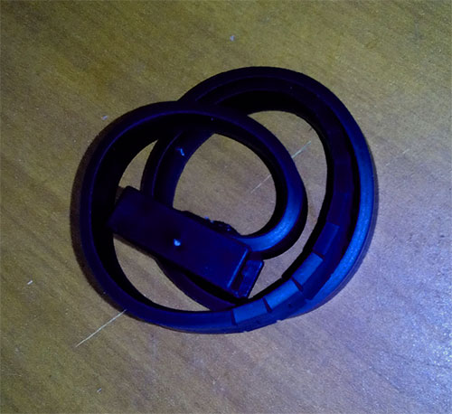Så här ser ett lopphalsband ut