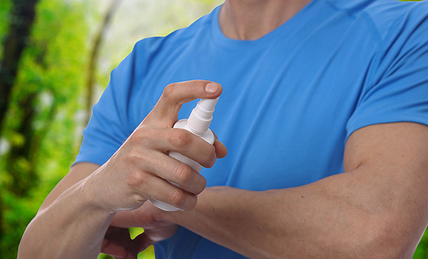 Most of the tools allow you not only to protect yourself from the attack of ticks, but also prevent mosquito bites.